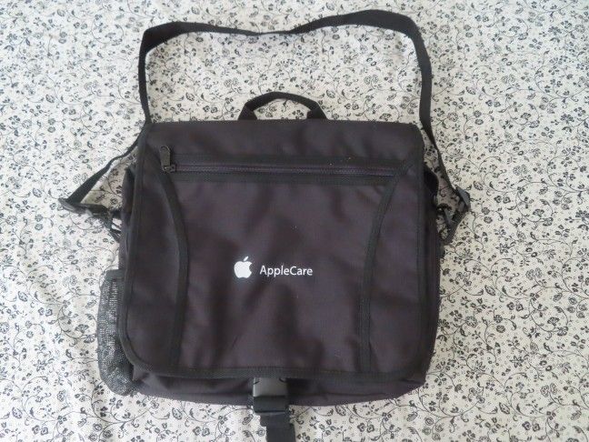 Gemline AppleCare Branded 14" Notebook Laptop Messenger Bag -