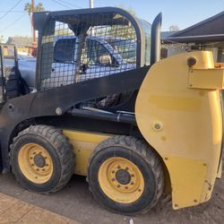 2014 New Holland Skid Steers 