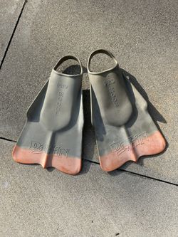 Gray DaFin Pro Model Size 3-4