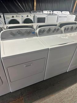 Whirlpool Washer & Electric Dryer