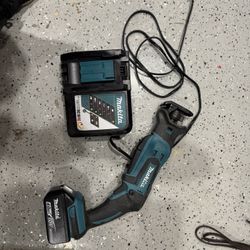 Makita Cordless Reciprocating/Sawzall With Battery And Charger