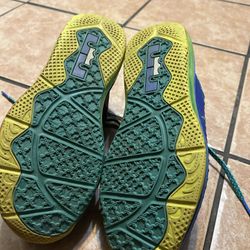 Nike Air Max LeBron Sprite