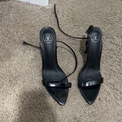 Black Heel 