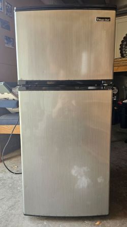 Magic Chef Refrigerator