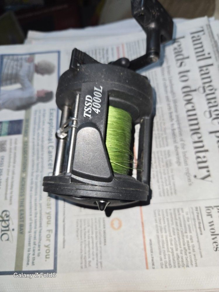 New Level Wind Fishing Reel