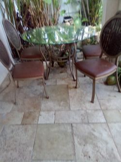 Dinning Set