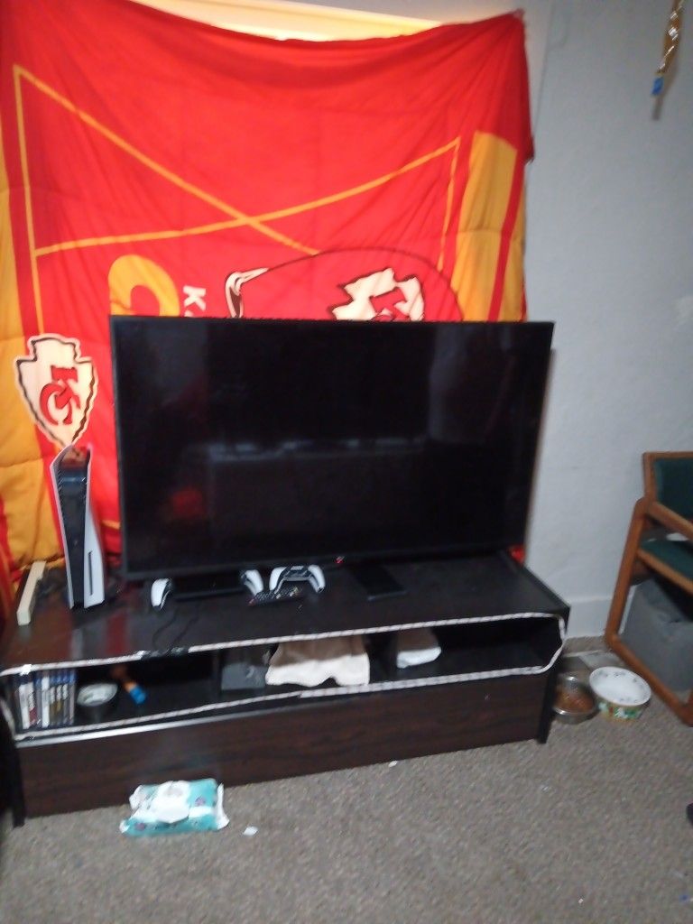 TV For Sale Works for Sale in Wichita, KS OfferUp