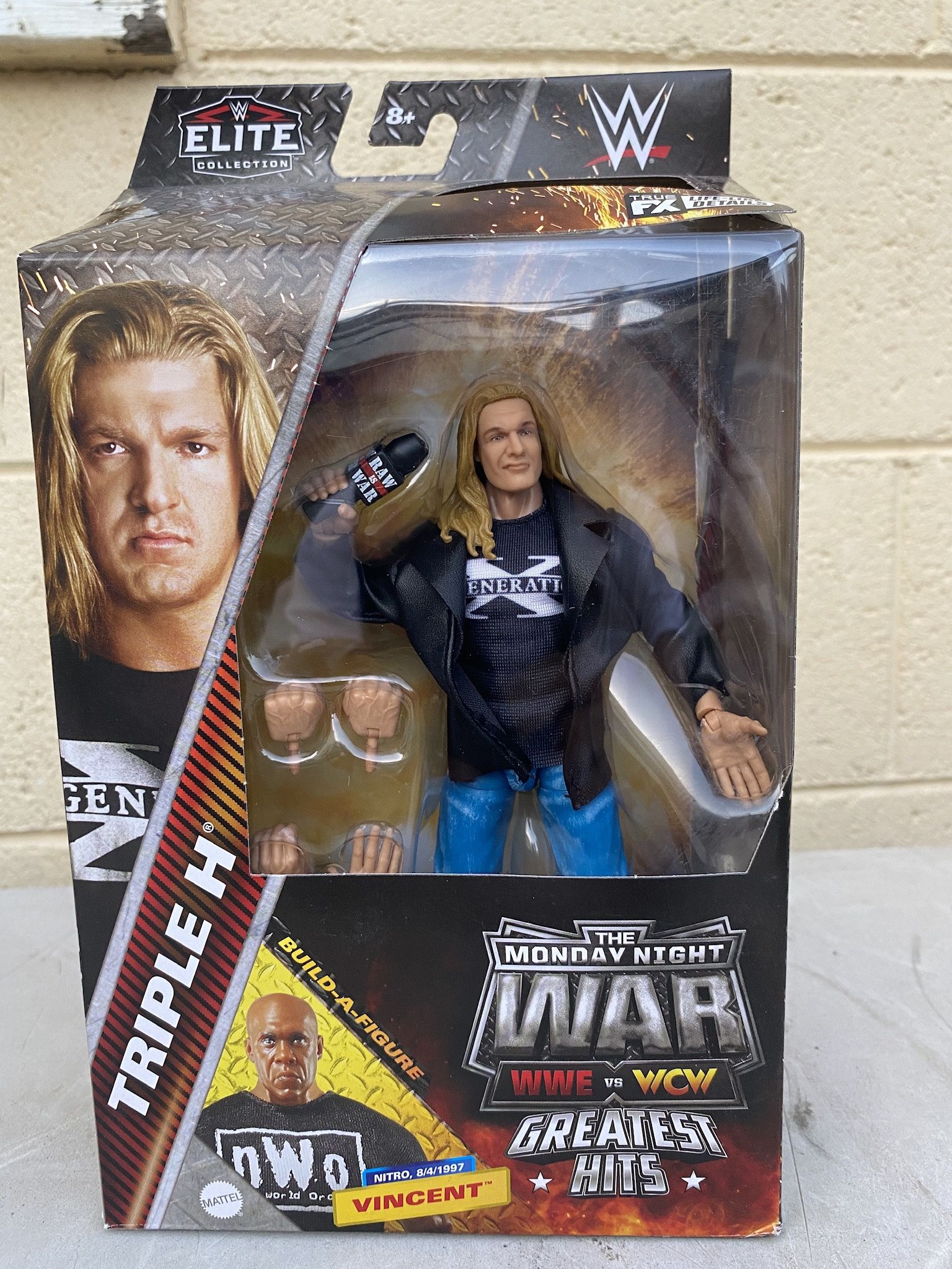 WWE Elite Action Figure : Triple H