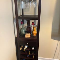Bottle / wine glass entertainment center