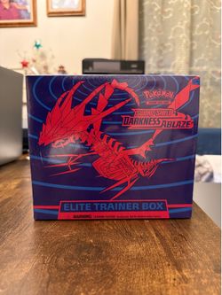 Sword & Shield Darkness Ablaze Elite Trainer Box