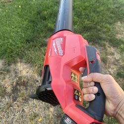 Milwaukee M18 Blower With Battery 