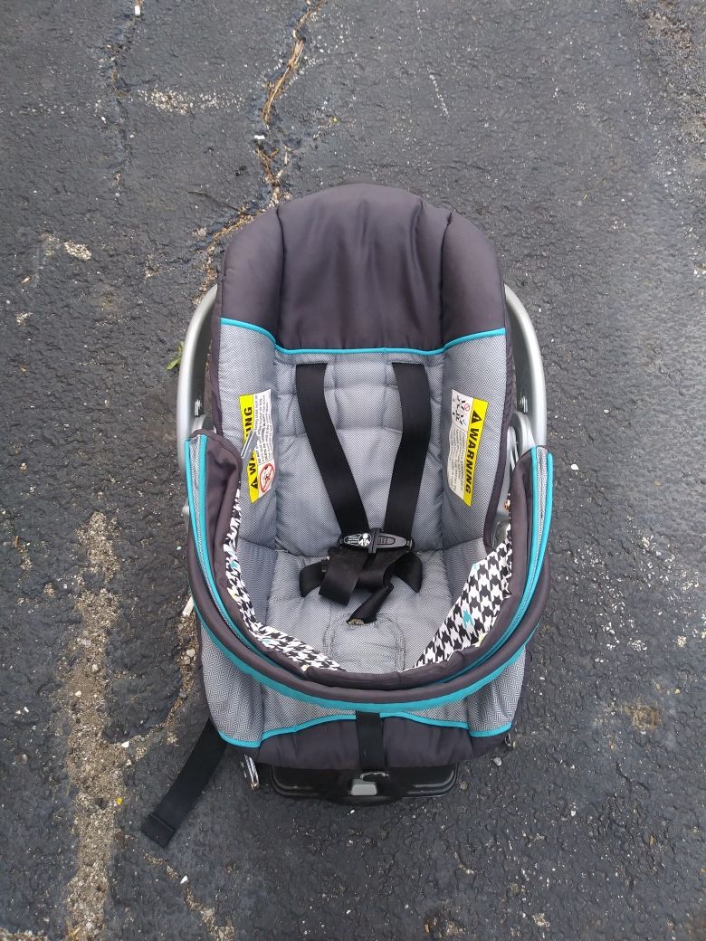 Infant car seat