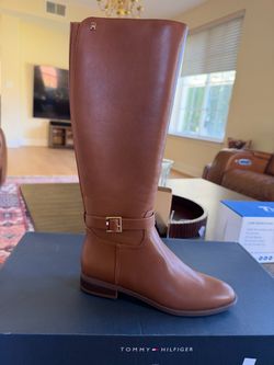 Tommy Hilfiger women’s  tall riding boots