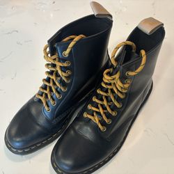Dr. Martens Vegan 1460 Boots Black Felix Rub Off Lace Up  Men's US 10 Ladies 11