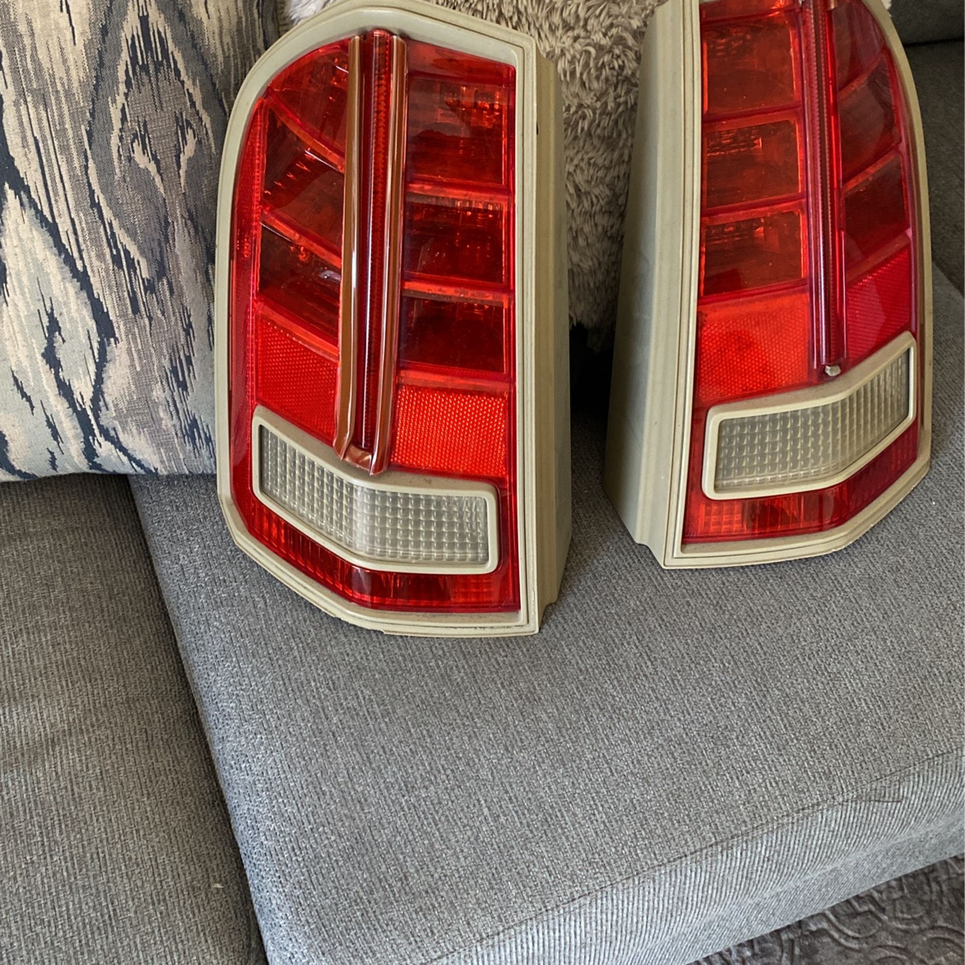 Chrysler 2014 oem Lights 