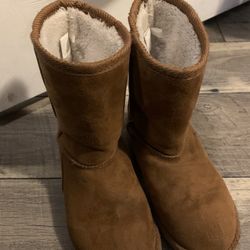 Ugg Like Boots Kids Size 12