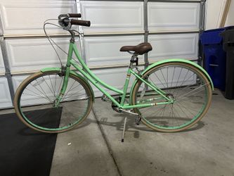 Vintage Tiffany Blue Public Cruiser Bicycle Bike For Women