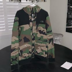 North face Men’s Jacket
