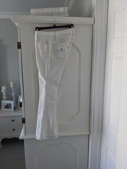 White House Black Market White Jeans With Pocket Detail