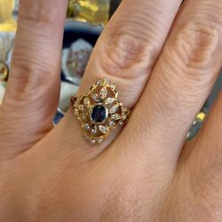 14K Gold Natural Sapphire And Diamonds Ring 