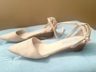 Women’s flats size 8.5