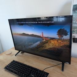 Vizio 32” LED TV – Excellent Condition – Remote & Stand Included