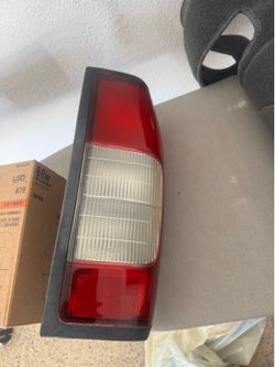 Frontier passenger tailight