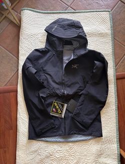 Arc’teryx Black Beta SL