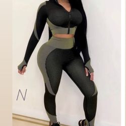 2 Pc Active Wear Set