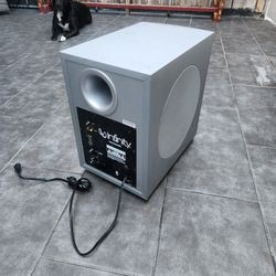 Infinity Subwoofer 