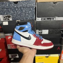 Jordan Fearless UNC Chicago 1s size 9.5 USED But Clean