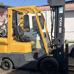 TCM forklift 5,500 Lb