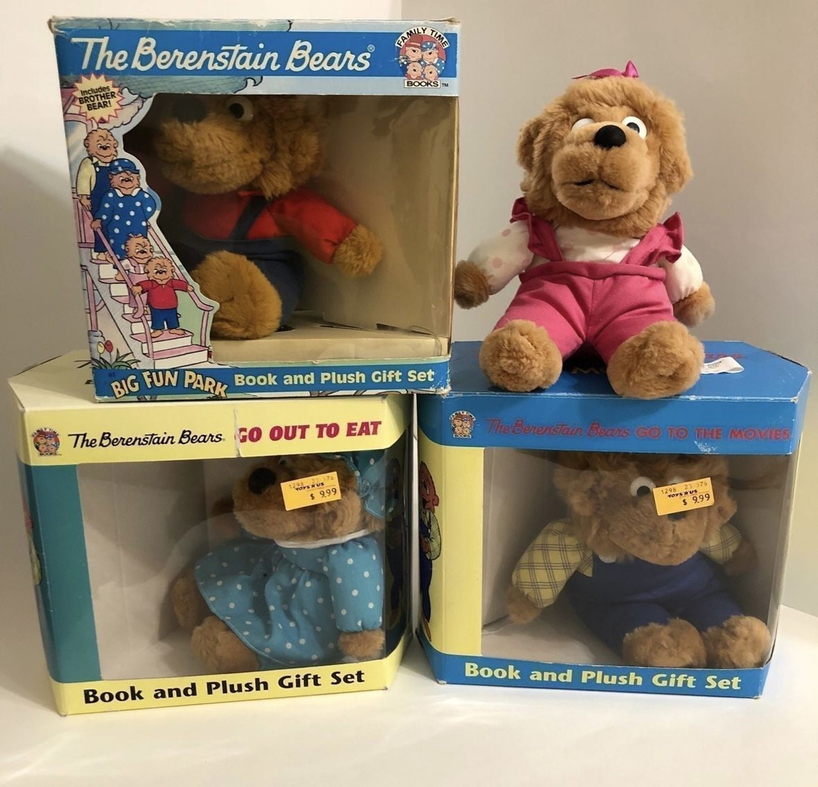Berenstain Bears Toys R Us Plushie Lot