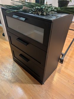 Ikea brimnes 3 drawer dresser