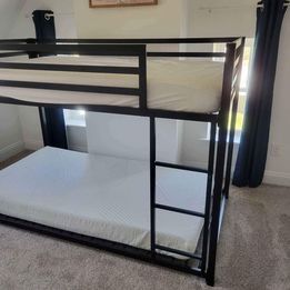 Bunk Bed with mattresses