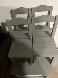 Kids table