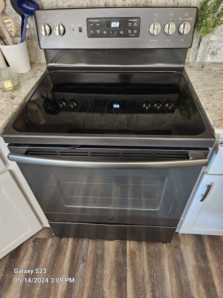L G Electric Stove