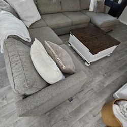 Sectional Grey Couches 