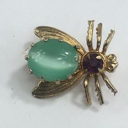 PIN BROOCH 