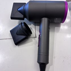 Hair dryer