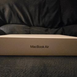 🔥MacBook Air M1 /8GB Mem 🔥