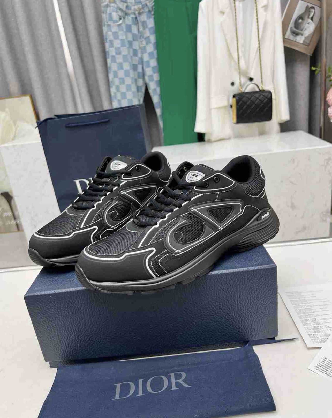 Dior B30