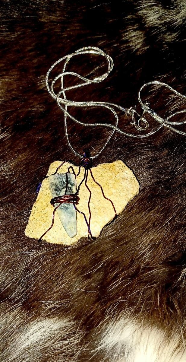 NEW JEWELRY FOSSIL NECKLACES LONG NECKS SALTOSAURUS, APATASAURUS, TITANOSAURUS!