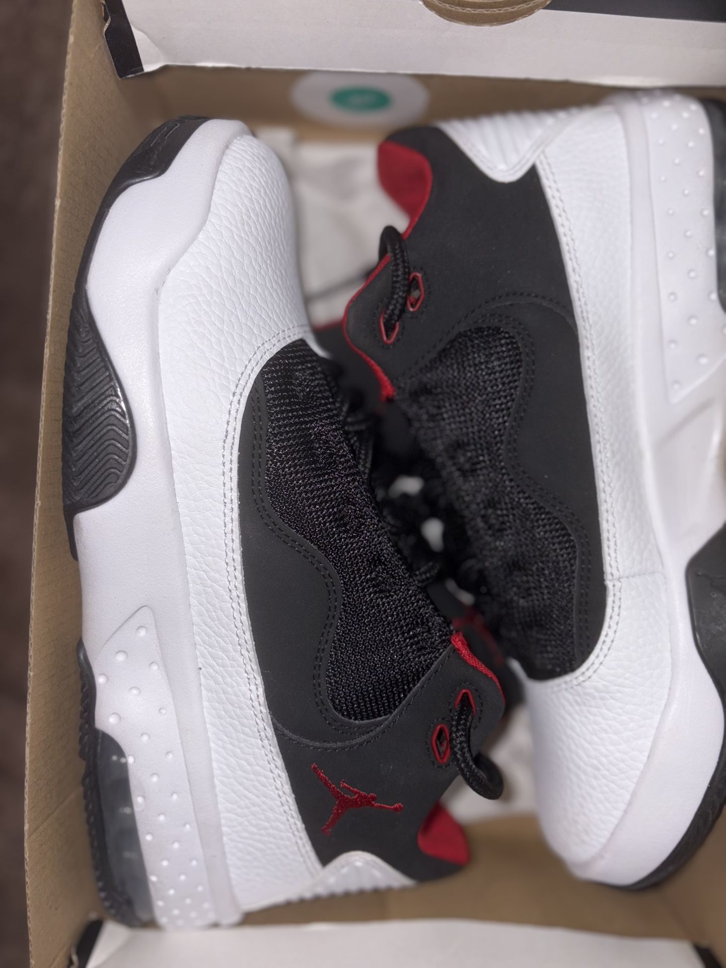 Jordan aura 2 & 3