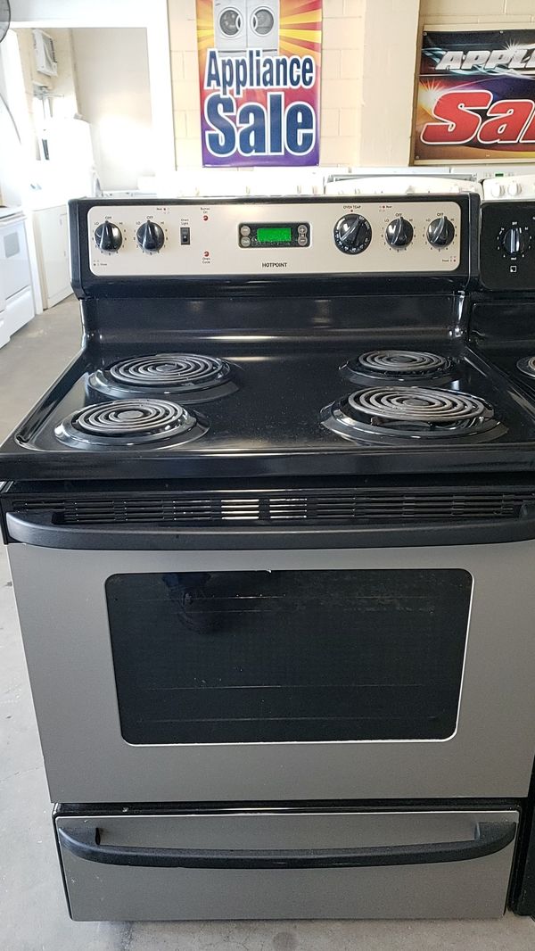 Hotpoint Stainless Steel Electric Stove And Oven With Digital Display