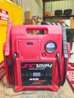 12/24 volt jump starter