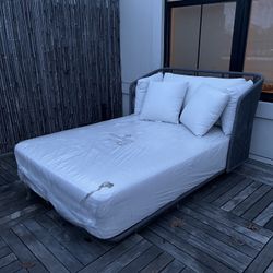 Moving SALE! Brand New Outdoor Patio Daybed