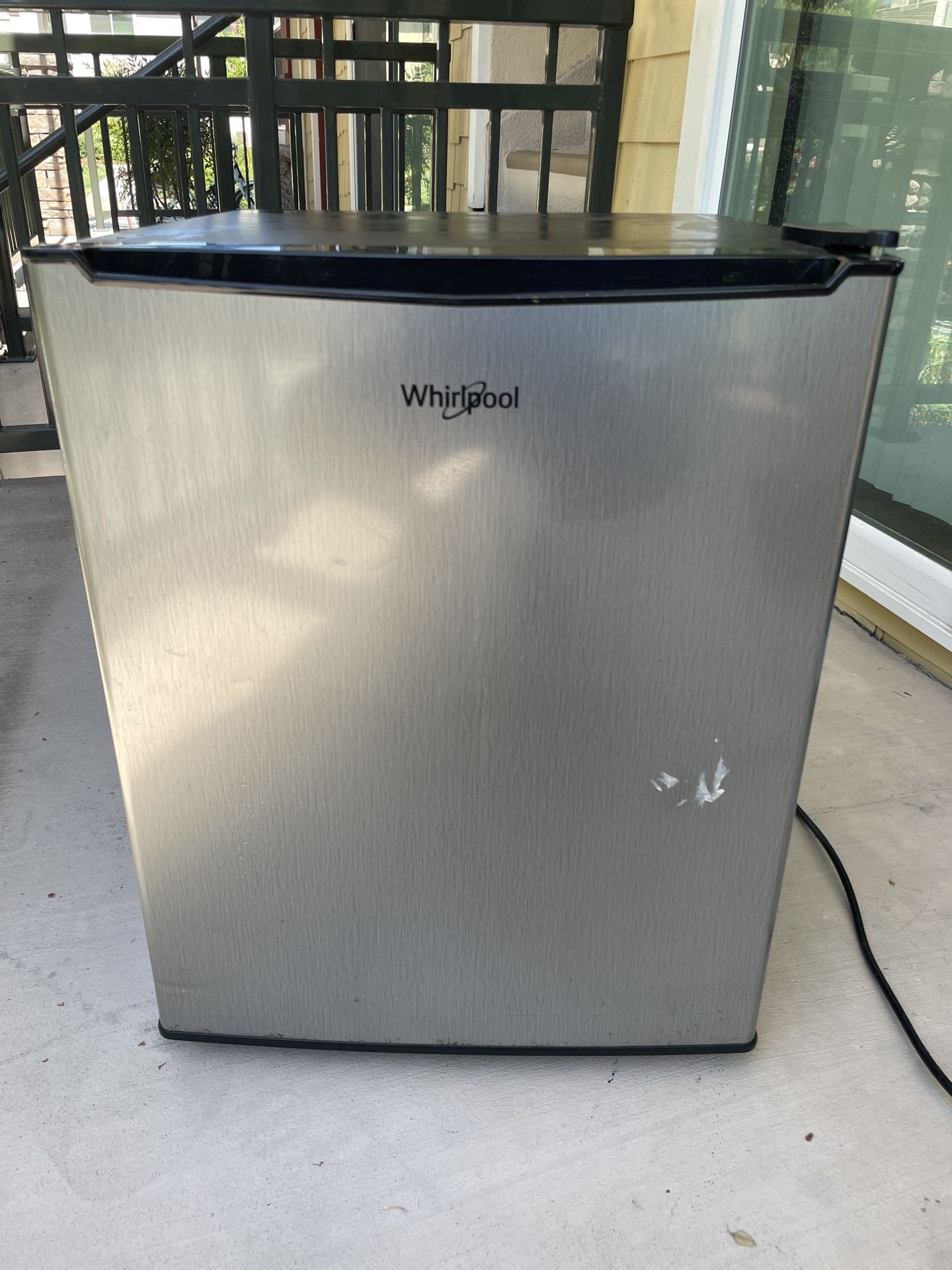 Whirlpool Mini Fridge