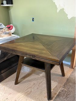 Dining Table & chairs
