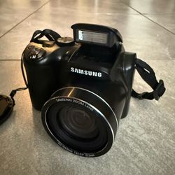 Samsung digital Y2K camera